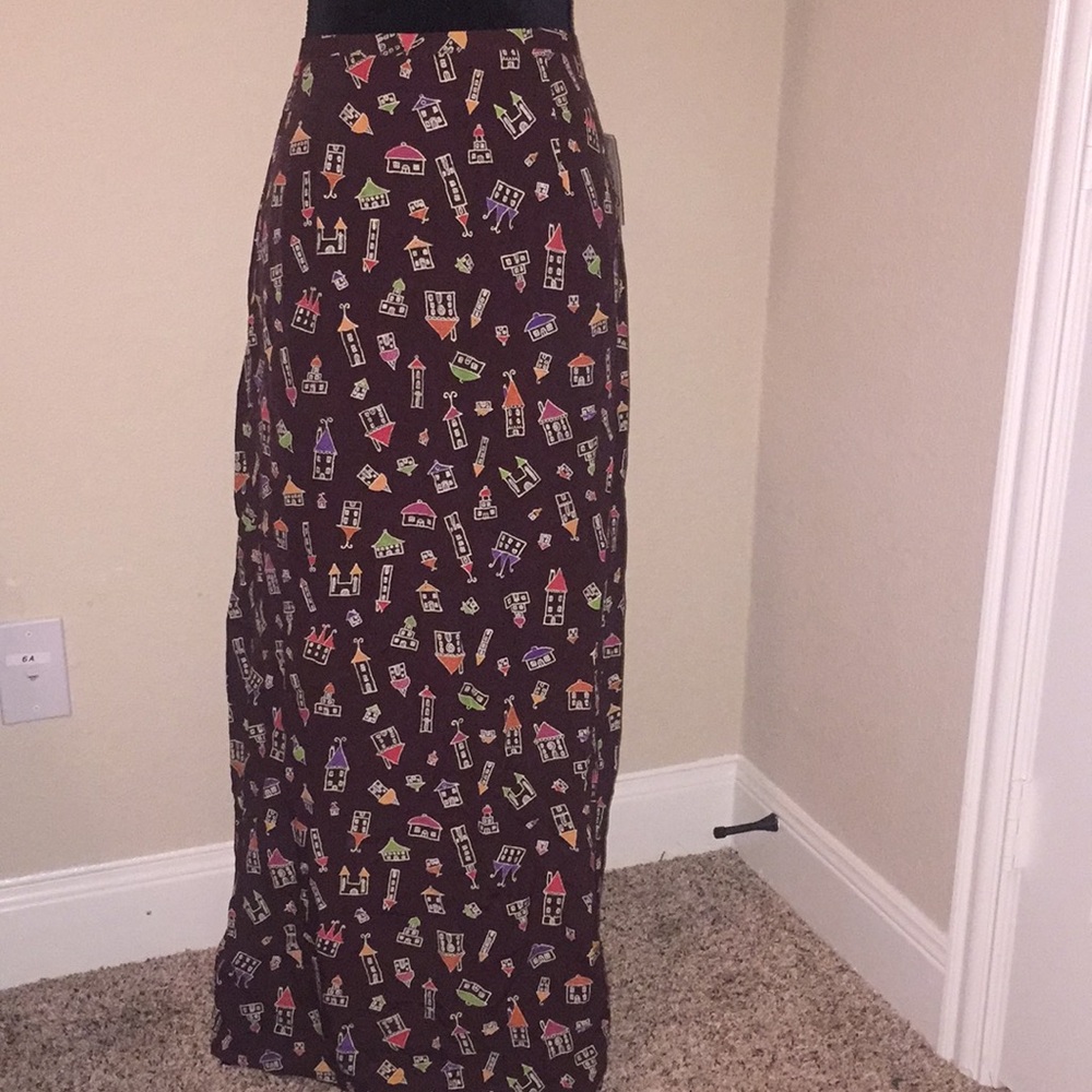 f l Malik skirt